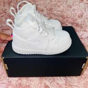 Toddler Jordan 1 MID White/White Size 6c